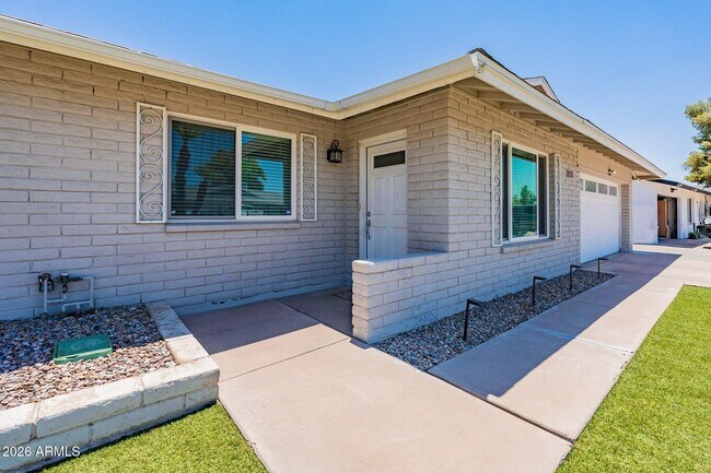 2033 E Harvard Dr Tempe, AZ 85283 photo 4