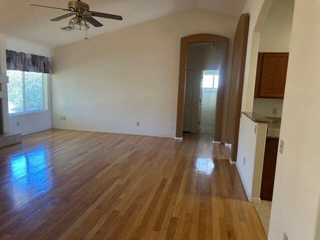 16132 E Glendora Dr Fountain Hills, AZ 85268 photo 4