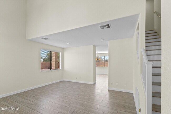 14369 W Lexington Ave Goodyear, AZ 85395 photo 4