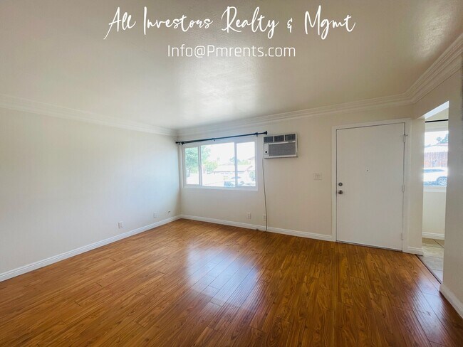 879 Arcadia Ave Vista, CA 92084 photo 3