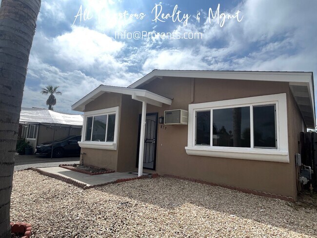 879 Arcadia Ave Vista, CA 92084 photo 2
