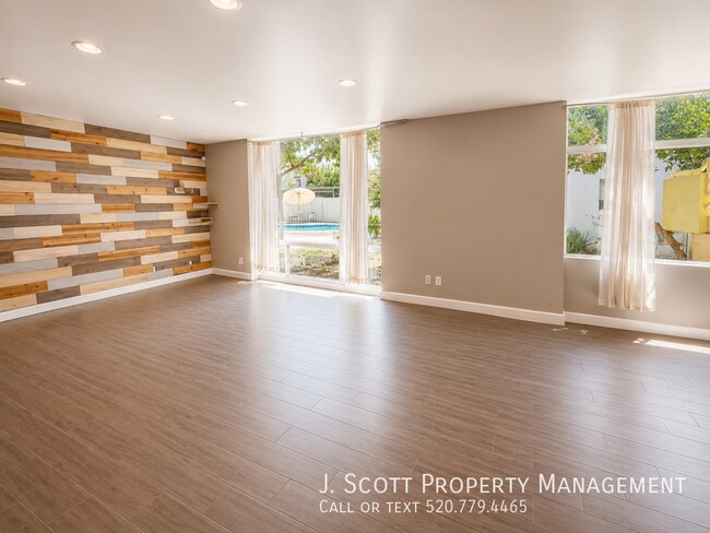 102 W Maryland Ave Phoenix, AZ 85013 photo 2