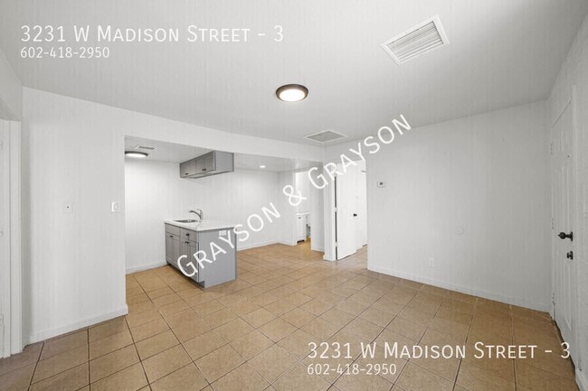 3231 W Madison St Phoenix, AZ 85009 photo 2