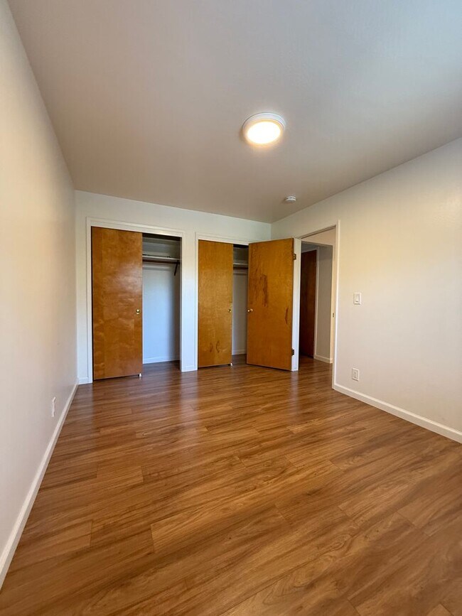87-89 Starr Way Mountain View, CA 94040 photo 5