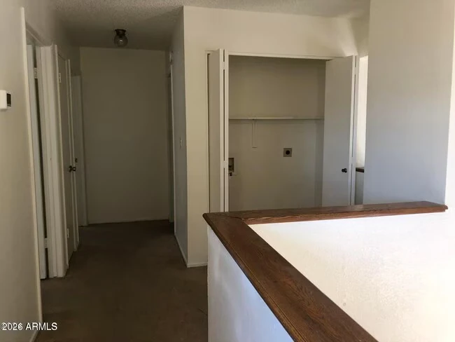 711 N Country Club Way Chandler, AZ 85226 photo 5
