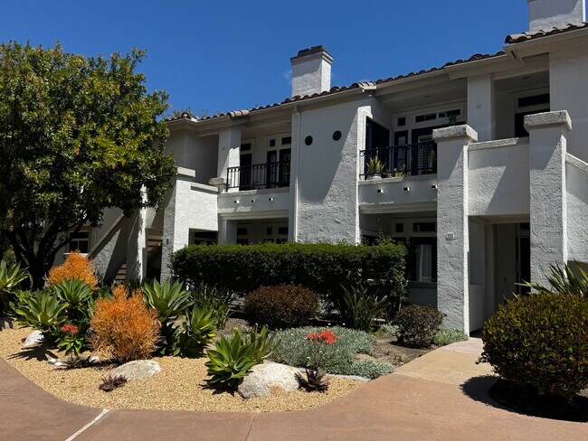 2335 Rancho Del Oro Rd Oceanside, CA 92056 photo 2