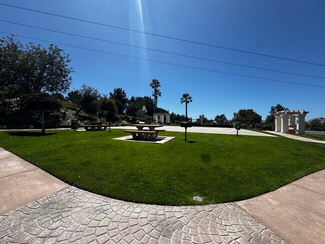 2335 Rancho Del Oro Rd Oceanside, CA 92056 photo 4