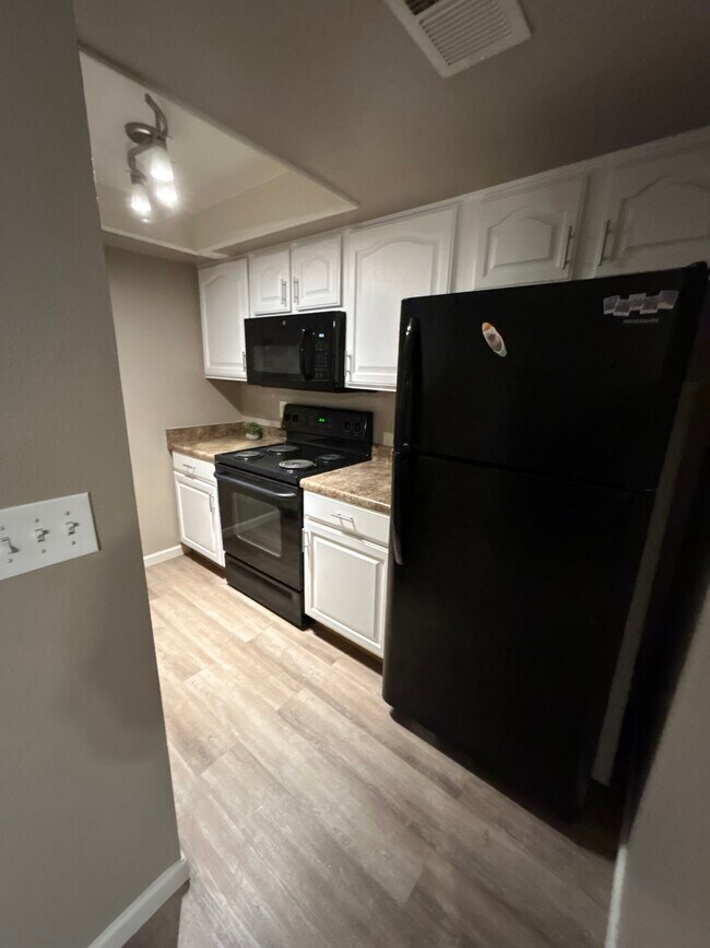 461 W Holmes Ave Mesa, AZ 85210 photo 5