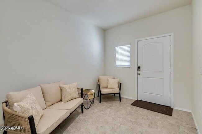4755 E Argentite St San Tan Valley, AZ 85143 photo 3