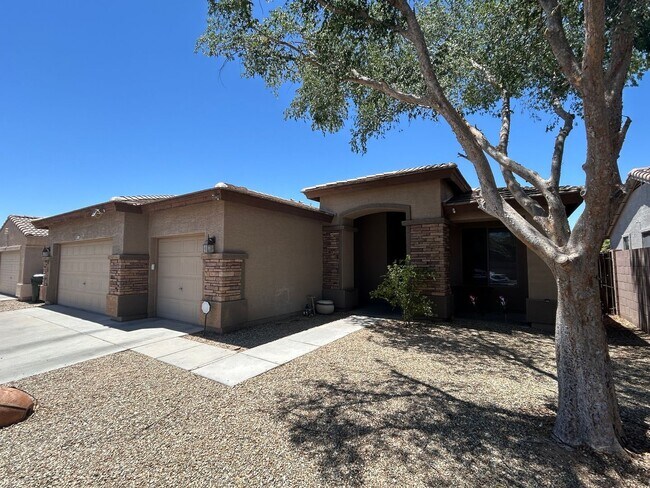 1676 S 159th Ave Goodyear, AZ 85338 photo 3