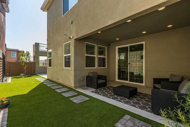 7110 W Post Rd Chandler, AZ 85226 photo 3