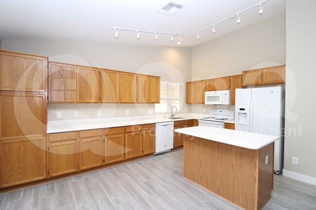 8791 W Marconi Ave Peoria, AZ 85382 photo 2