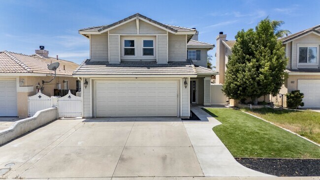 39535 Oak Cir Murrieta, CA 92563 photo 3
