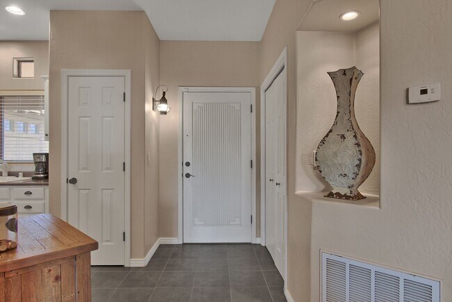 9100 E Raintree Dr Scottsdale, AZ 85260 photo 3