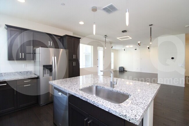 1250 Abbey Ln Chandler, AZ 85226 photo 2
