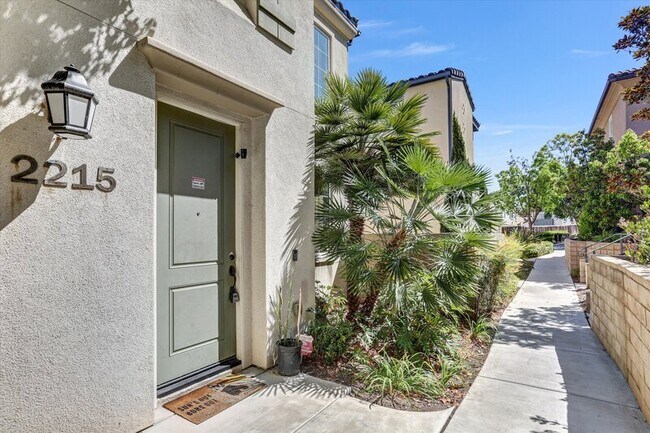 2215 Antonio Dr Chula Vista, CA 91915 photo 2