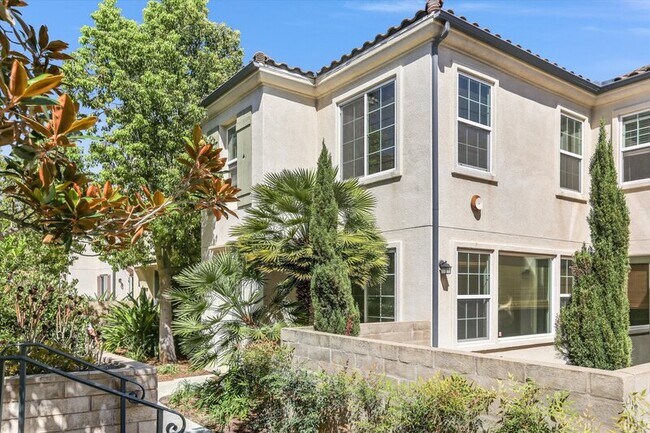 2215 Antonio Dr Chula Vista, CA 91915