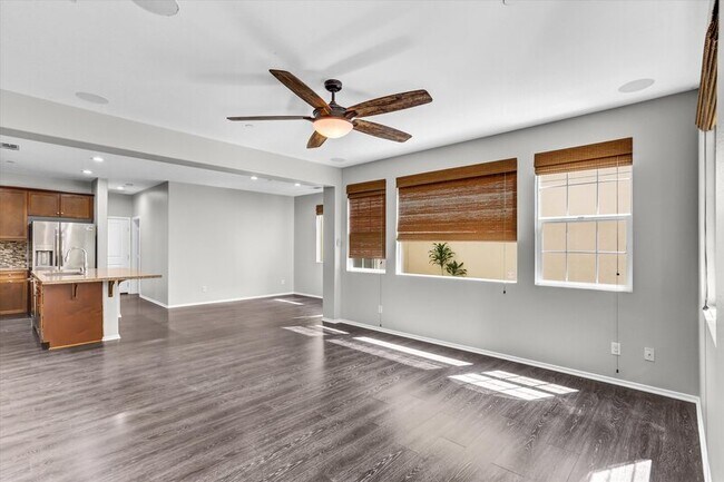 2215 Antonio Dr Chula Vista, CA 91915 photo 4