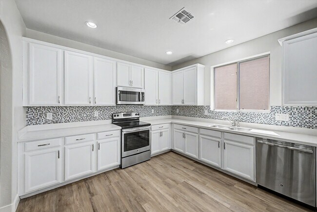 2934 N 71st Pl Mesa, AZ 85207 photo 5