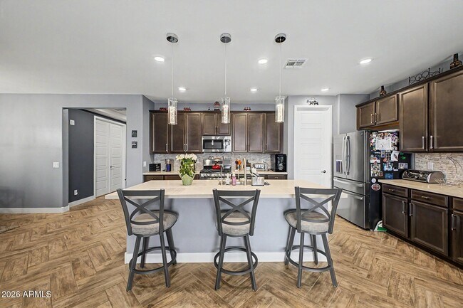 17279 W Dahlia Dr Surprise, AZ 85388 photo 4