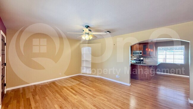 104 E Taylor St Tempe, AZ 85288 photo 4
