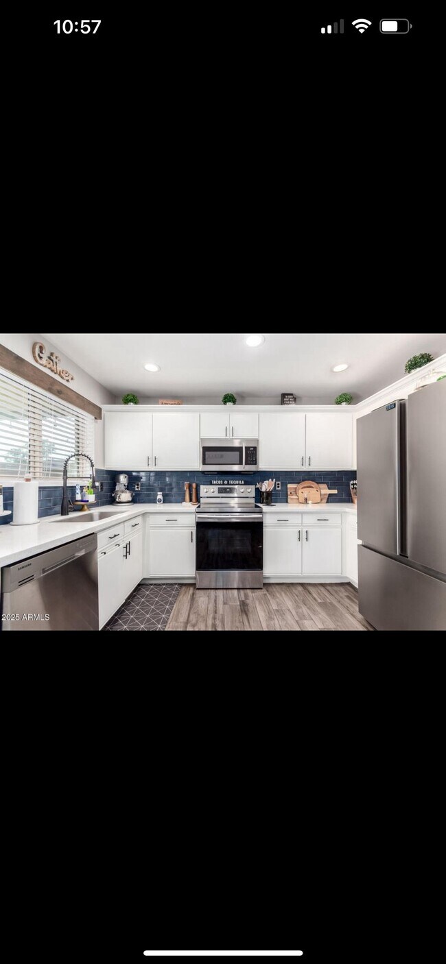 15725 W Post Dr photo 4