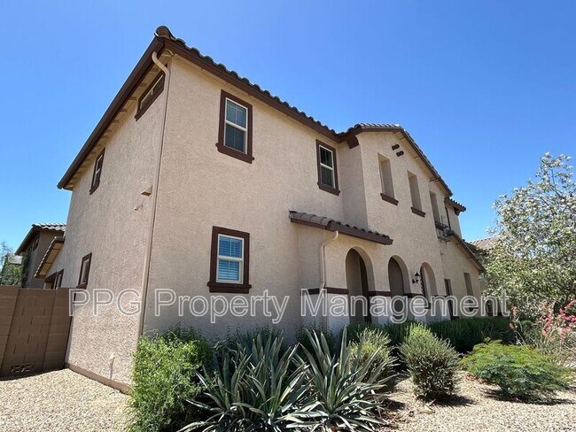 16541 W Sierra St Surprise, AZ 85388 photo 3