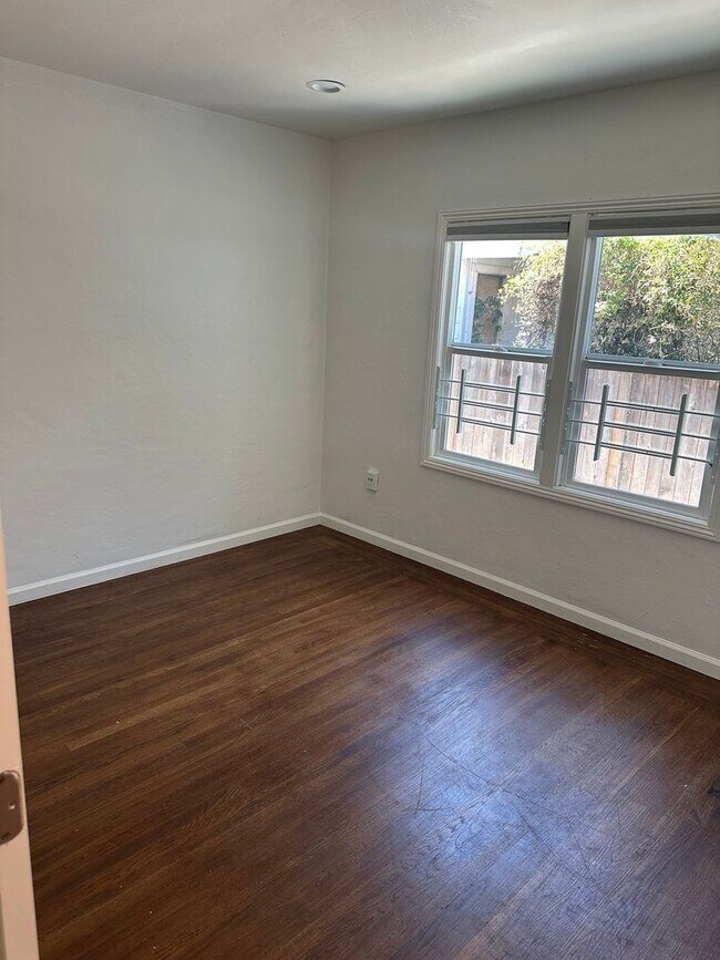 594 Victoria Ct San Leandro, CA 94577 photo 5