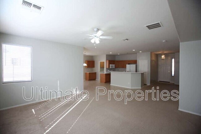 14101 W Windrose Dr Surprise, AZ 85379 photo 2