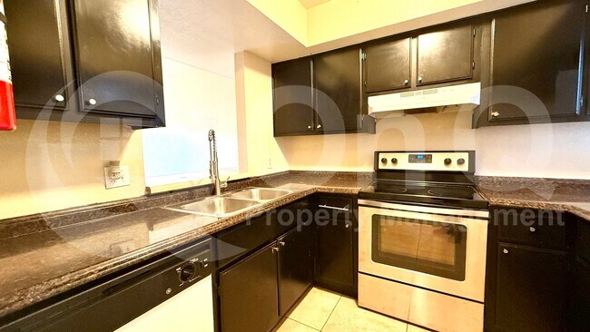 2834 E Kathleen Rd Phoenix, AZ 85032 photo 5