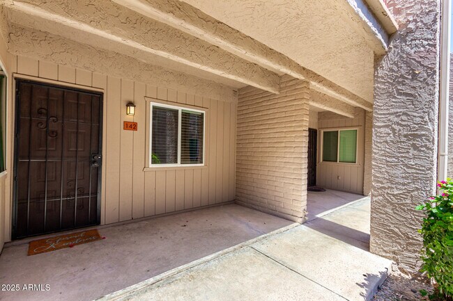 4354 N 82nd St Scottsdale, AZ 85251 photo 4