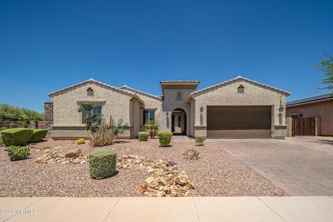 9752 W Rowel Rd photo 2