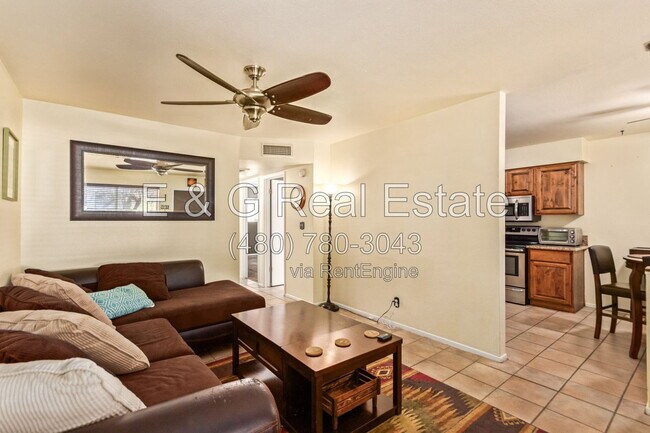 3626 N 37th St Phoenix, AZ 85018 photo 4