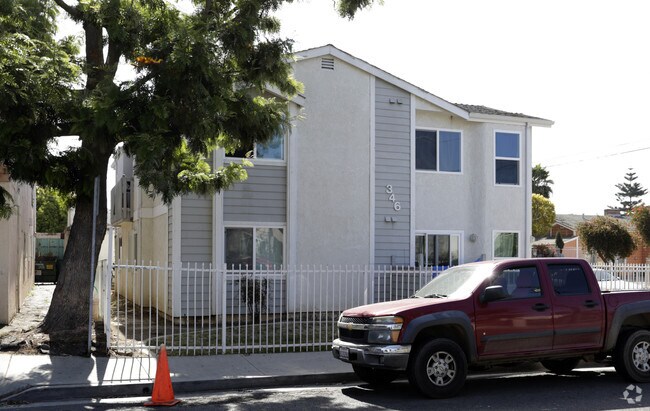 346 Garfield St Oceanside, CA 92054 photo 3