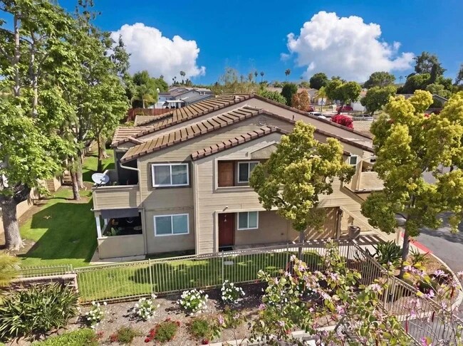 5037 Los Morros Way Oceanside, CA 92057