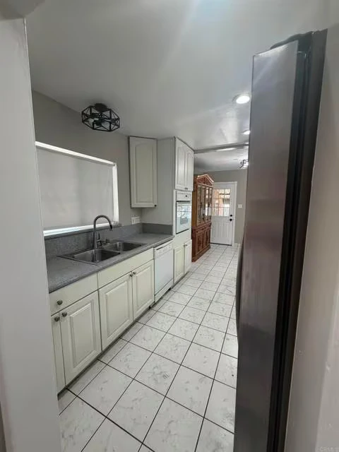 644 Farview St El Cajon, CA 92021 photo 3