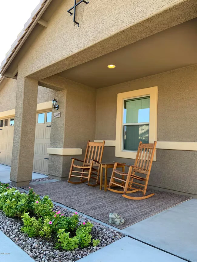 22407 W Morning Glory St Buckeye, AZ 85326 photo 3