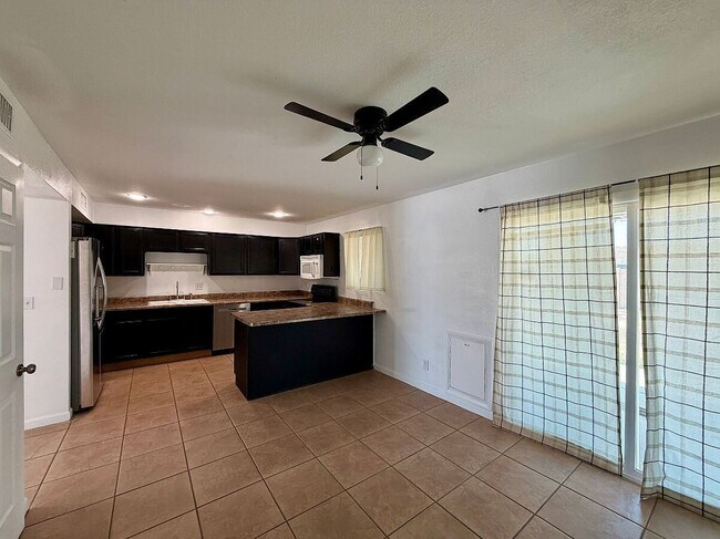 3545 E St John Rd Phoenix, AZ 85032 photo 5