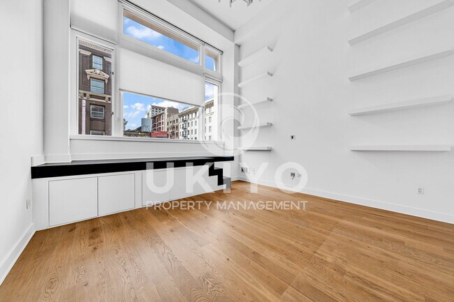 181 O'Farrell St San Francisco, CA 94102 photo 2