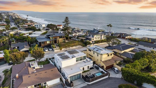 216 Ocean St Solana Beach, CA 92075 photo 4