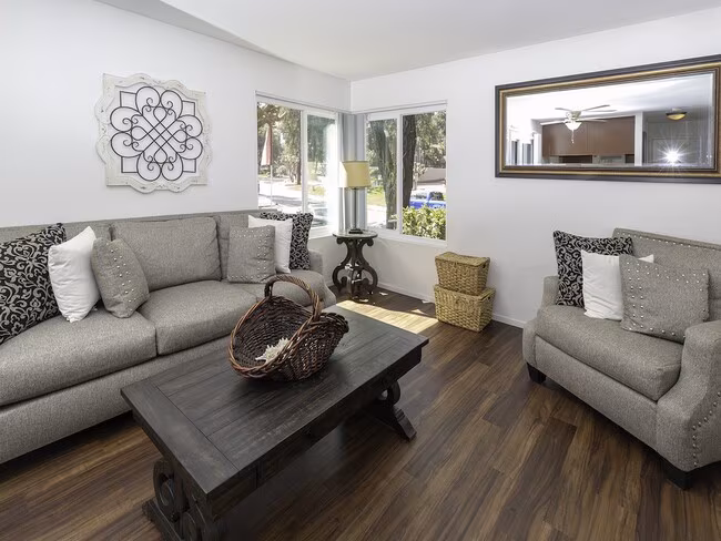 Eucalyptus Grove Apartments photo 2