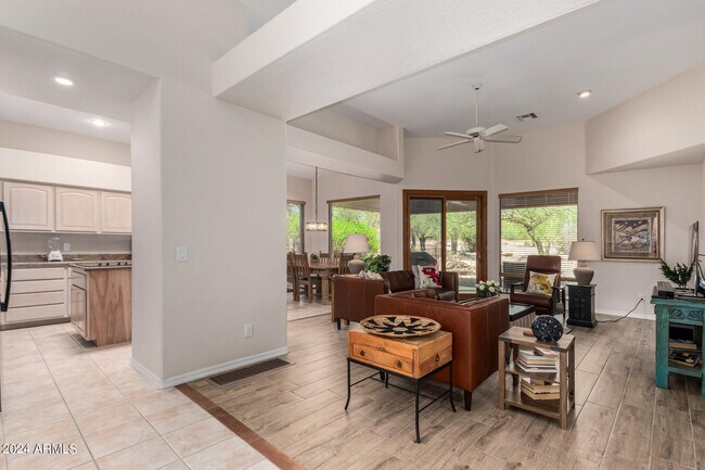 27422 N Montana Dr Rio Verde, AZ 85263 photo 3