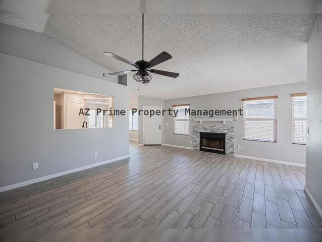 8870 W Villa Rita Dr Peoria, AZ 85382 photo 4