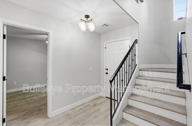 1380 S Sabino Dr Gilbert, AZ 85296 photo 5