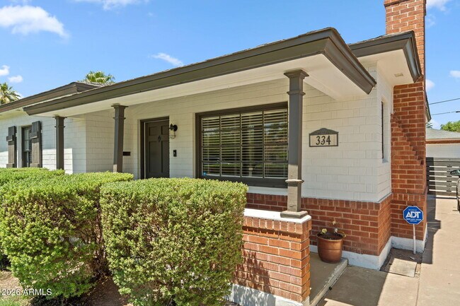 334 W Lewis Ave photo 3