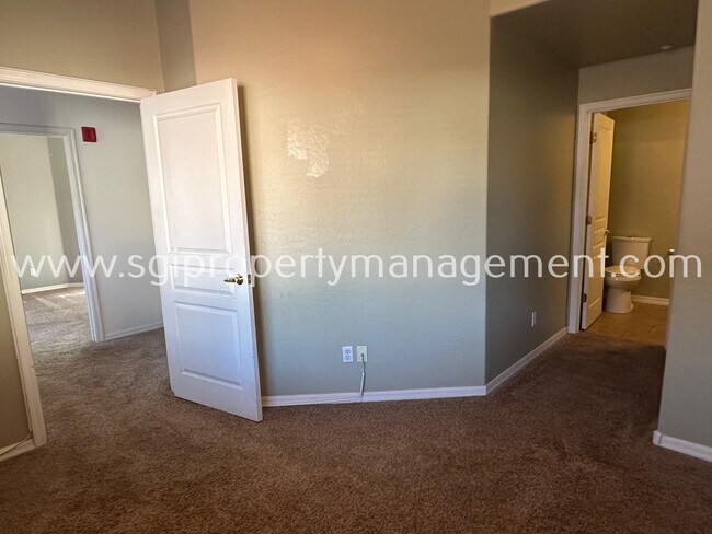 2019 E Campbell Ave Phoenix, AZ 85016 photo 5