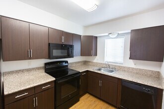 Unit 12 - Furnished Unit 2x1 12 floor plan