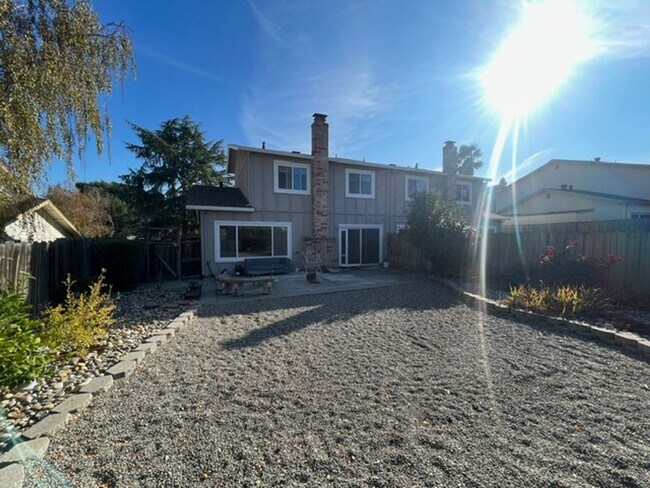 2472 Camino de Jugar San Ramon, CA 94583 photo 4