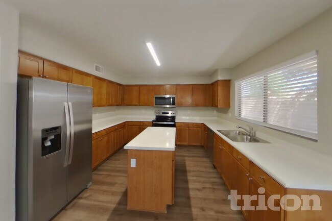 16191 N 157th Dr Surprise, AZ 85374 photo 5