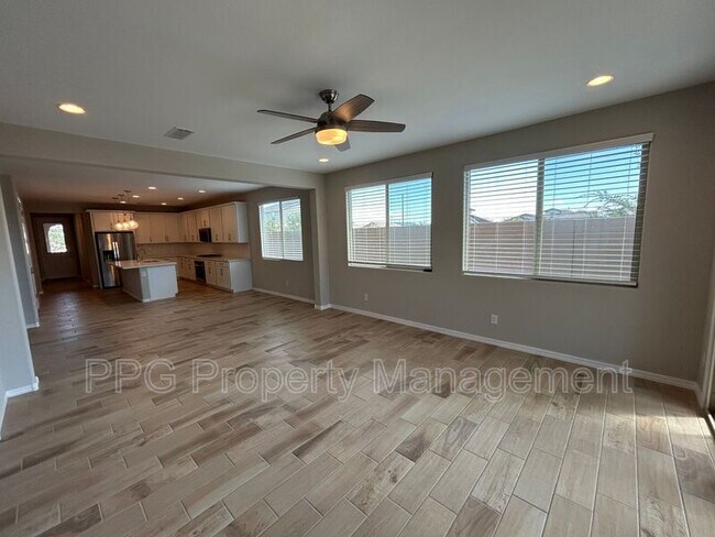 13310 N 173rd Ln Surprise, AZ 85388 photo 5